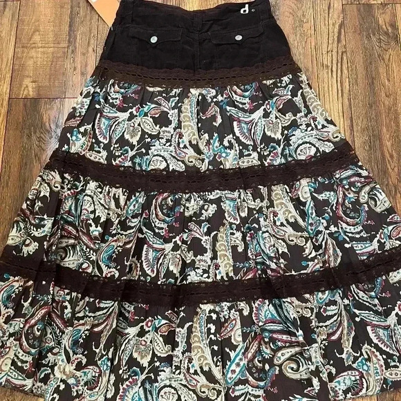 NWT D. Jeans Paisley Skirt - Picture 3 of 10